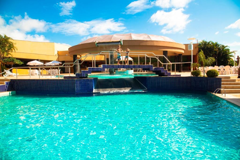 Mabu Thermas Grand Resort Foz do Iguacu Exterior photo The swimming pool at the hotel