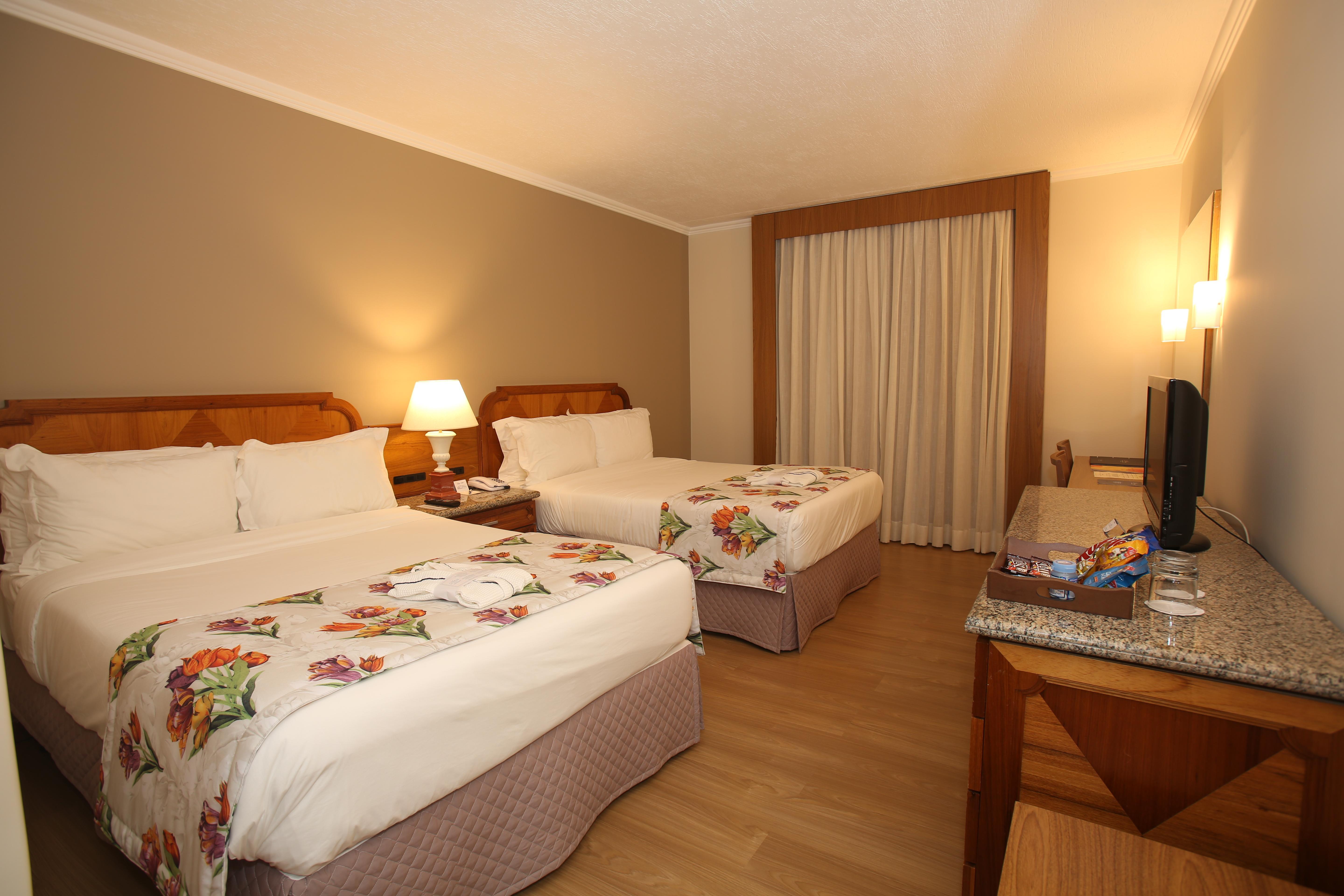 Mabu Thermas Grand Resort Foz do Iguacu Exterior photo A room at the hotel